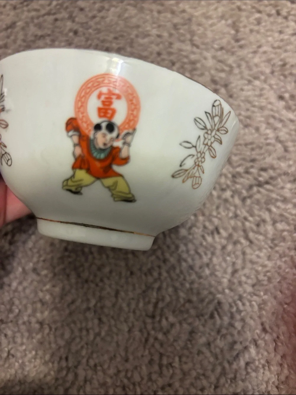 Porcelain Decorative rice bowls  with Red and Green Motif
